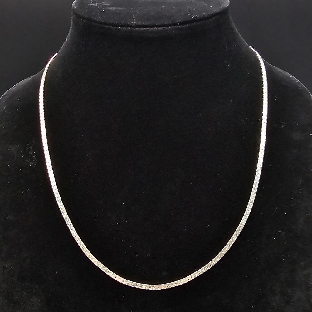 Lind Rinc. Silver Plated Chain Necklace 20 Inch